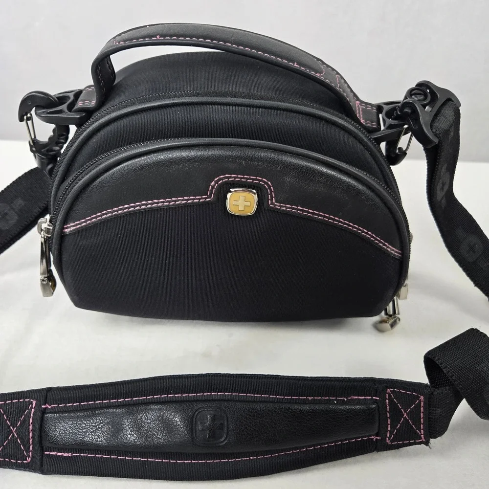 Wenger Swiss Army The Rhea Camera Bag Shoulder Travel Black Pink Padded Secure